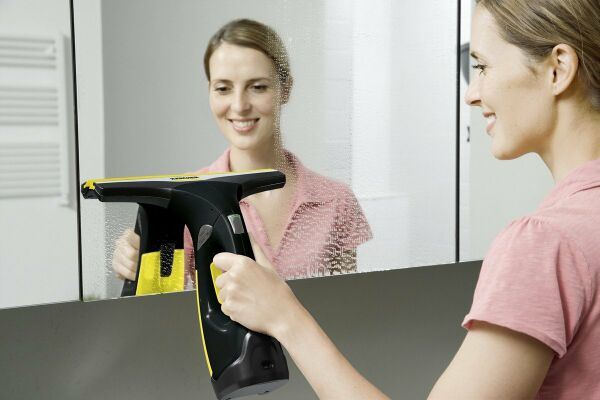 KARCHER WV 2 BLACK EDİTİON ŞARJLI CAM TEMİZLEME MAKİNESİ